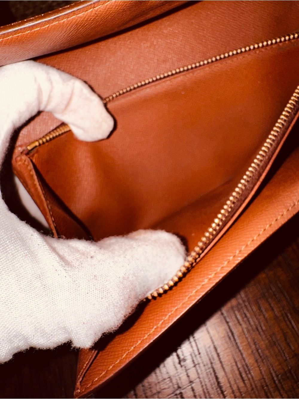 Louis Vuitton, beautiful vintage monogram sarah wallet made France 1998 - Picture 14 of 16